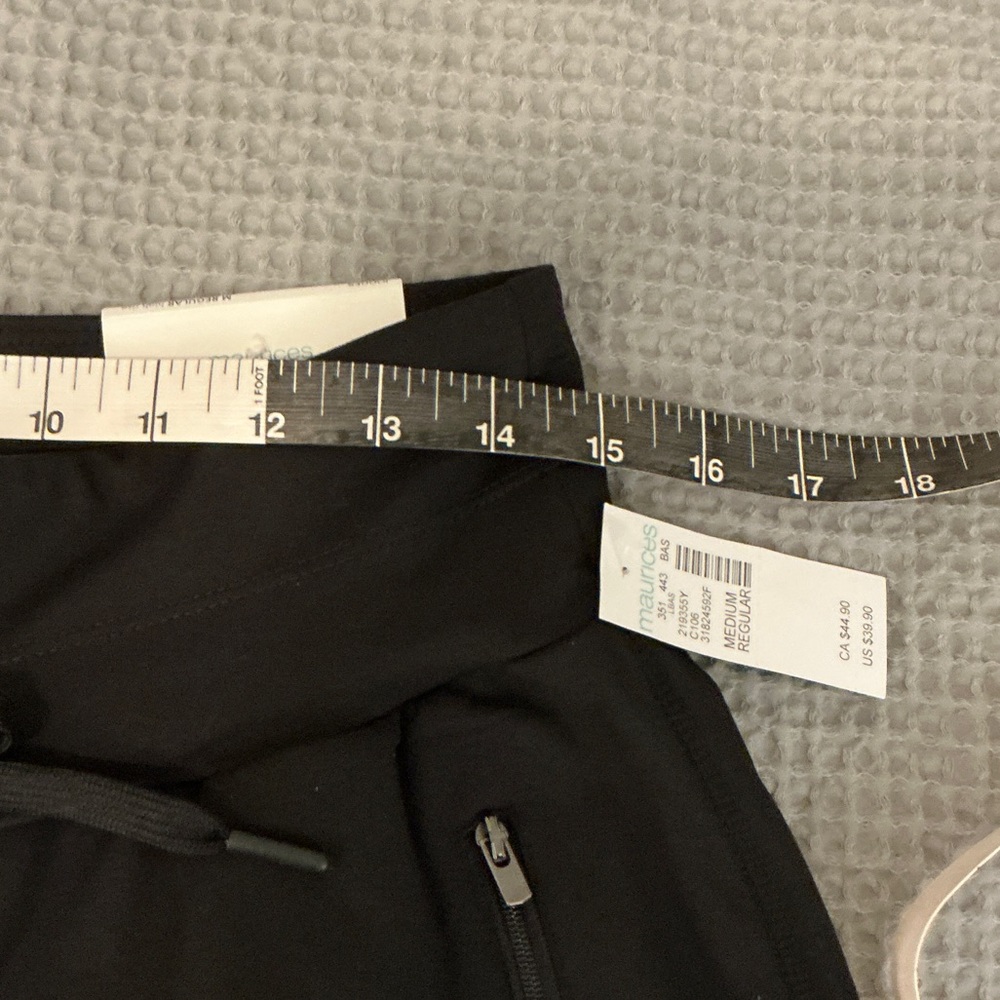 Maurices NWT Black High Rise Jogger size Medium - Picture 8 of 13